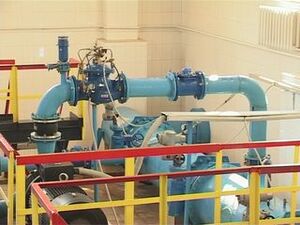 Засушливое лето этого года заставляет расходовать воду в…