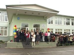 Сегодня во всех школах прошли торжественные линейки…