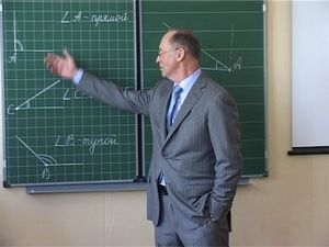 В День учителя глава района посетил несколько школ…