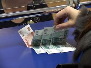 Сотрудники коммунальных служб принимают различные меры…