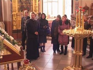 Отец Сергий служит в храме Георгия Победоносца в селе…