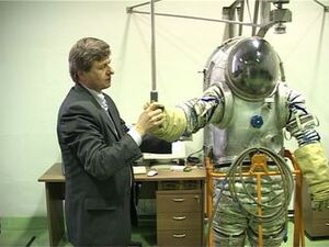 Как пелось в известной песне —  «Таких не берут в…