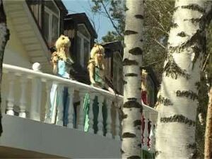 Элегантных дам и бравых гусаров можно было увидеть на…