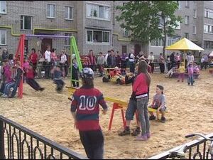 Все больше благоустроенных дворов открывается в нашем…