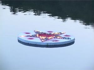 Сегодня в 4 часа утра  молодежь собралась на Площади…