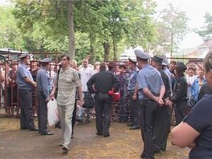 Сегодня ребят из Раменского района отправляли в армию .