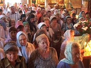 Уже шестой год подряд жители микрорайона Холодово…