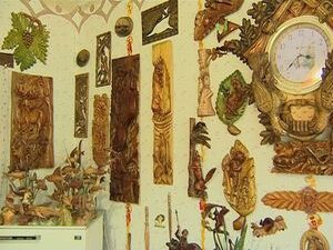 В нашем городе живёт ничем не примечательный на первый…