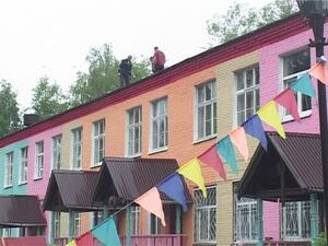 Шум детских голосов в центре №12 сменился на звуки…