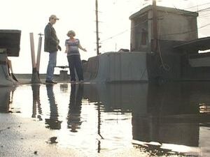 Жителей верхнего этажа 10 подъезда «Китайской стены…