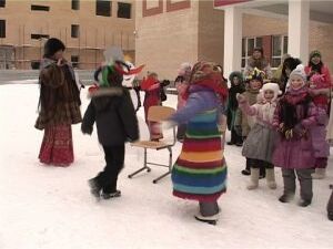 На днях в Дергаевской школе первоклассники поучаствовали…