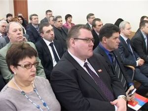 На оперативном совещании в администрации районные власти…