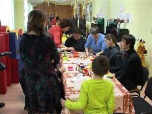 Вчера рукодельницы клуба «Класс-хобби» провели занятия…