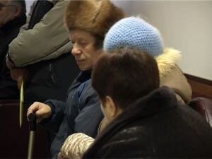 С 1 апреля трудовые и социальные пенсии россиян будут…