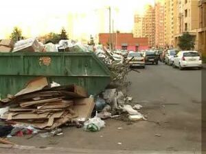 На улице Дергаевская мусорный контейнер располагается…