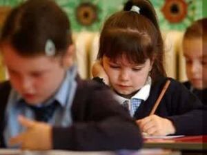 Левши всего мира отмечают свой праздник, который был…