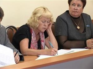 На заседании  городских депутатов обсуждался ряд…