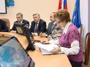 На еженедельном оперативном совещании Управляющие…