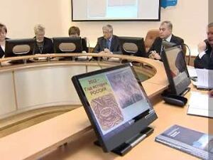 Продуктивный досуг на территории района обеспечивают…