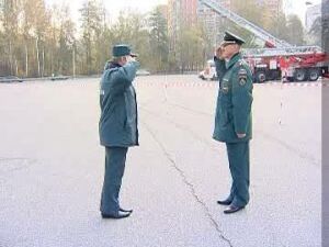 Сегодня утром на парковочной площадке стадиона Сатурн…