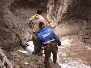 В микрорайоне Холодово на теплотрассе произошла…