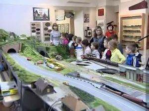 Увидеть в миниатюре корпуса Малютинской фабрики и бывшее…