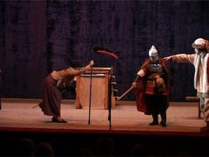 Более сотни театров насчитывается в российской столице…