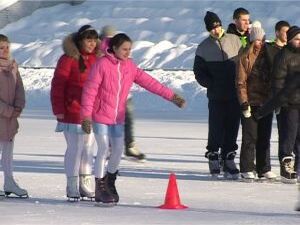 25 января Раменские студенты собрались на катке стадиона…