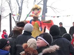 По православным пасхалиям празднование Масленицы…