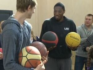 В понедельник для воспитанников секции по баскетболу…