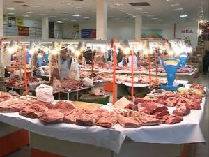 В нашем городе функционируют три рынка, и каждый из них…