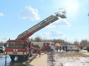 Сегодня в 10 микрорайоне было неспокойно. Ближе к…