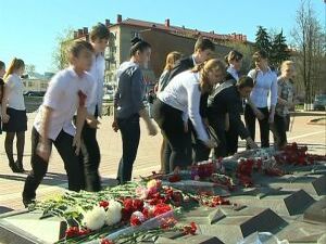 Очень почетно для школьников побеждать в конкурсах на…