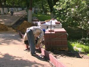 Ко дню города, а проходить он будет  в этом году 15 июня…