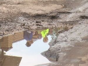 Жители поселка Рыбхоз называют свои дома забытым уголком…