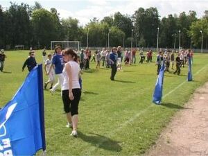 Сегодня по всей России омечают праздник — день молодежи…