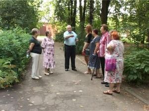 Жители дома № 11 по улице Серова долгое время добивались…