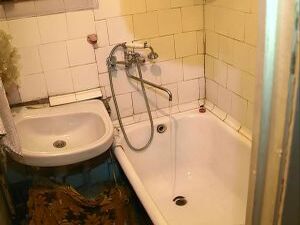 Жители дома номер 11 по улице Серова неоднократно…