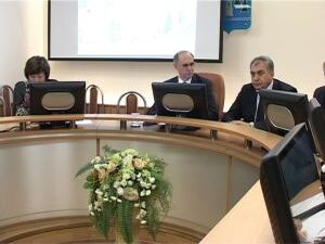 Сегодня прошло оперативное совещание. На котором…