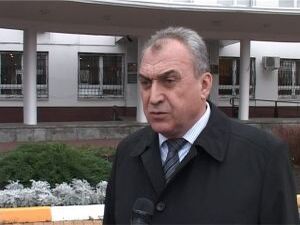 Опавшие листья, мусор и грязь на улицах портят внешний…