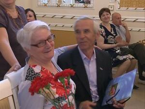 В одной воспитывается восемь детей, а другие отметили…