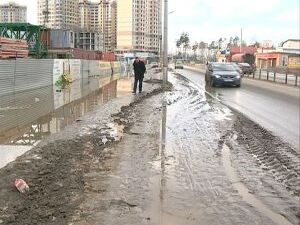 Тревогу бьют жители новостроек по улице Северное шоссе…