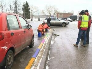 В этом году весенние уборочные работы в городе начались…