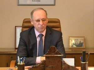 В последние дни установилась сухая погода. На полях…