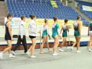 В течение нескольких дней сотни молодых спортсменов…
