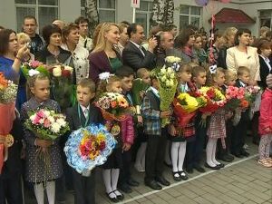 Этот праздник бывает раз в году, но проходит очень…