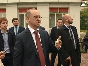 Владимир Демин вместе с главами поселений Раменского…