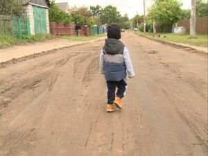 Жители деревни Поповка не смогут спокойно ходить по…