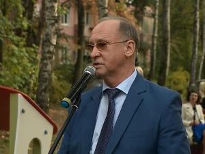 Благоустройство в каждый двор! Вчера в микрорайоне…