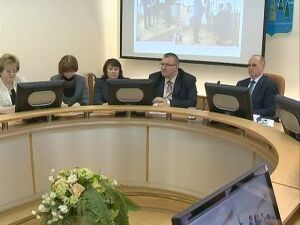 На сегодняшнем  оперативном совещании рассмотрели целый…